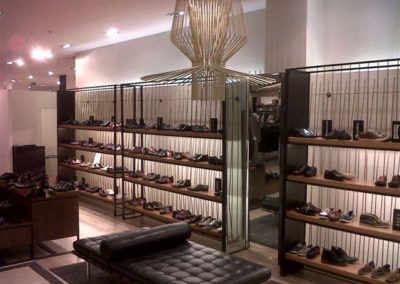 Agencement d'un magasin de chaussures