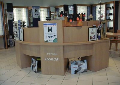 Banque accueil opticien