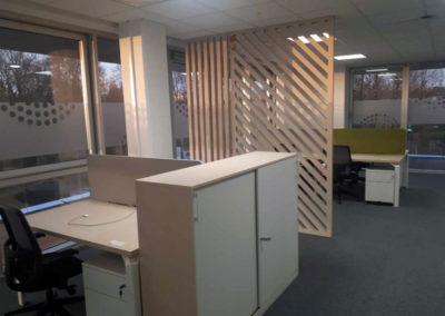 Mobilier et claustras pour des bureaux